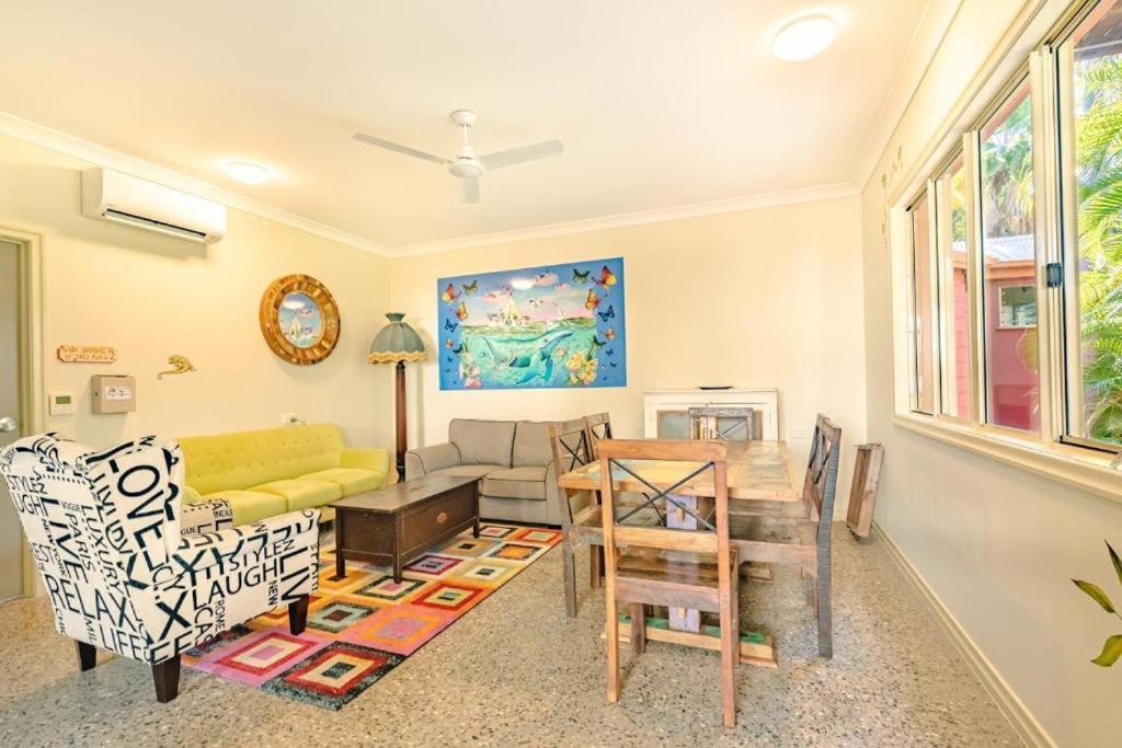 Ostello Travellers Oasis Cairns Esterno foto